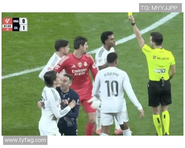 欧联杯精彩对决尤文图斯大胜本菲卡红牌事件引发全场热议