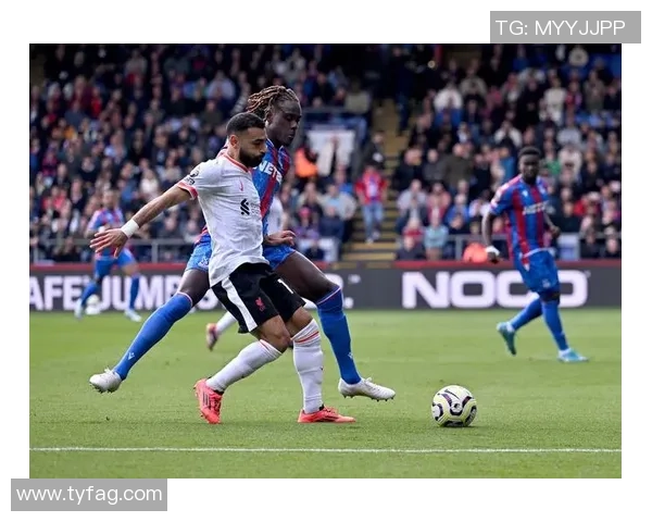 英超激战：那不勒斯险胜利物浦点球大战引发全场狂欢