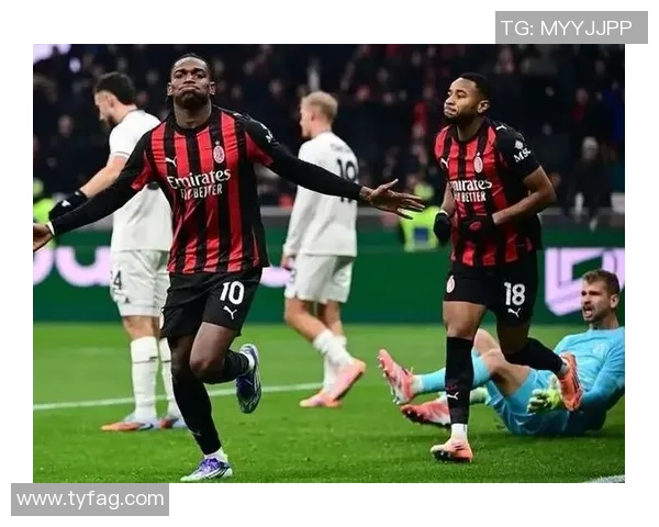 西甲历史冷门曼联5-1大胜AC米兰帽子戏法引发全场狂欢