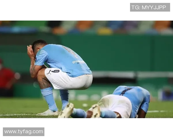 欧冠激战：里昂大胜曼城五球狂潮红牌事件引发全场热议