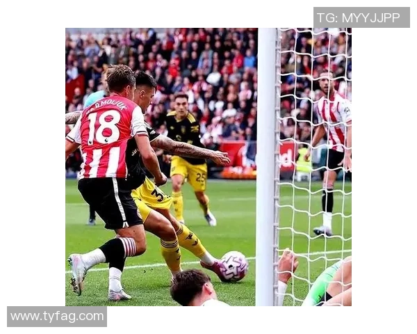 世界杯精彩对决皇马完胜曼联绝杀瞬间引发全场狂欢数据分析揭秘