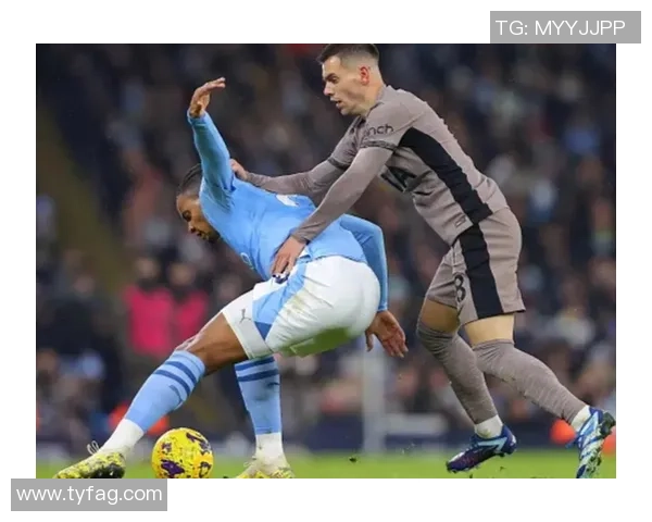 欧联杯曼城大胜波尔图乌龙球引发争议判罚全场沸腾