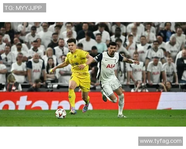 欧联杯激战多特蒙德凭乌龙球小胜热刺转会风波再起